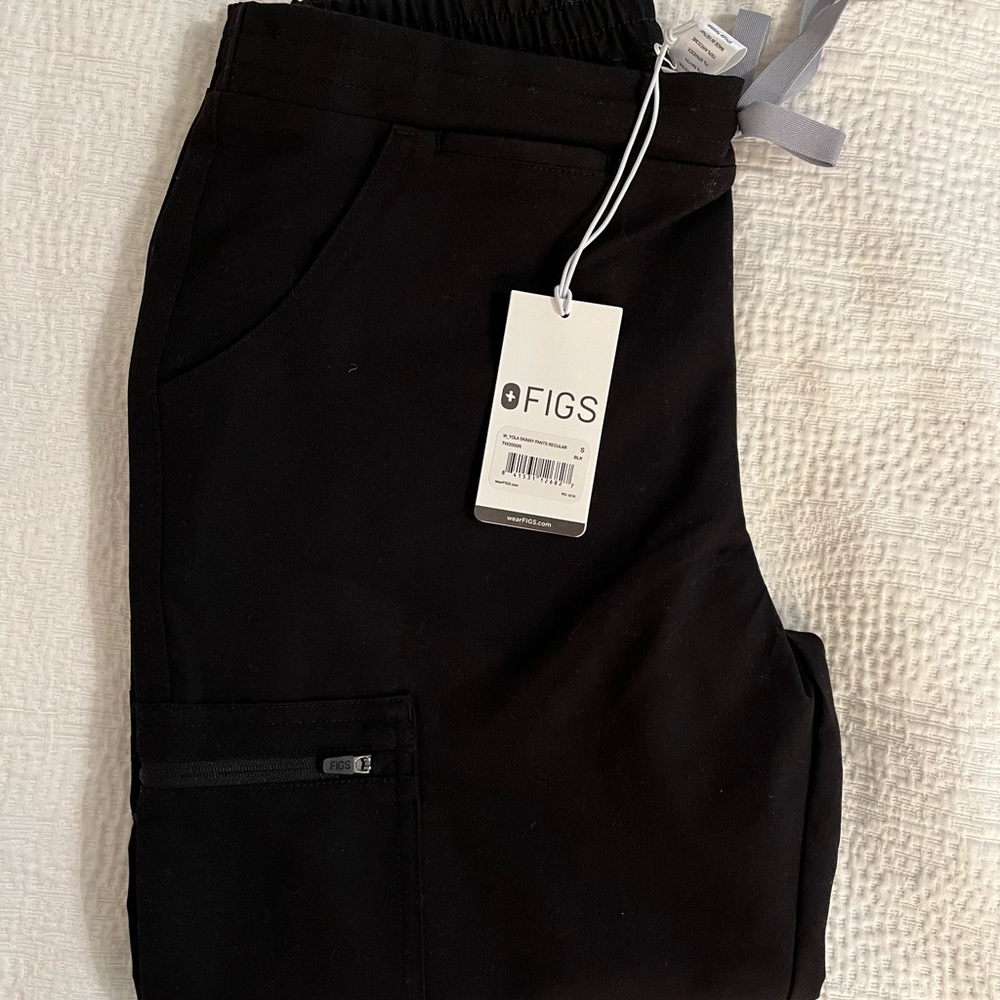 Figs Yola Skinny Scrub, black, size S, NWT